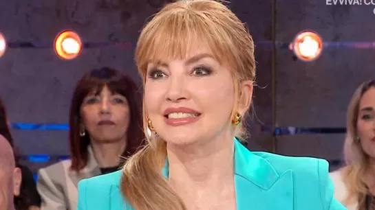 DA NOI A RUOTA LIBERA: MILLY CARLUCCI E I SEGRETI DI BALLANDO NEL TALK DELLA FIALDINI