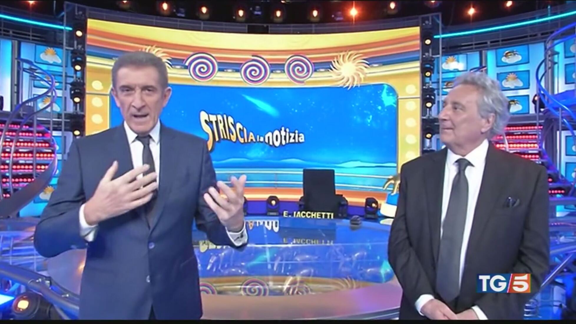 CANALE 5: STRISCIA LA NOTIZIA RIPARTE DAL GIORNO PIÙ CALMO DELLA SETTIMANA CANALE 5: STRISCIA LA NOTIZIA RIPARTE DAL GIORNO PIÙ CALMO DELLA SETTIMANA