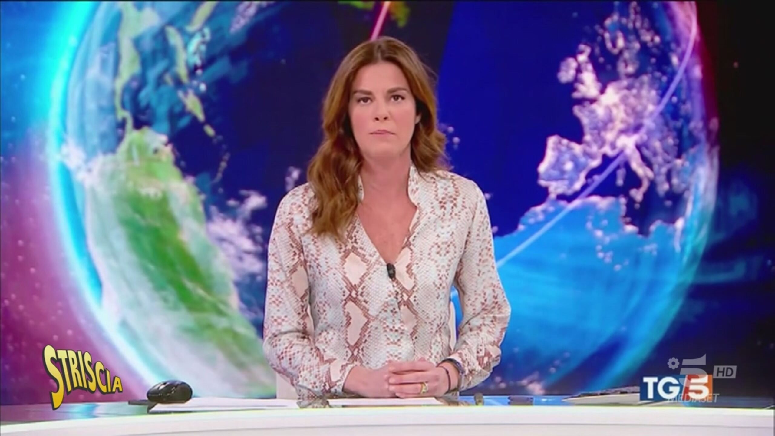 MEDIASET CAMBIA LE CONDUZIONI ESTIVE: ECCO I NUOVI VOLTI DI MORNING NEWS E 4 DI SERA MEDIASET CAMBIA LE CONDUZIONI ESTIVE: ECCO I NUOVI VOLTI DI MORNING NEWS E 4 DI SERA