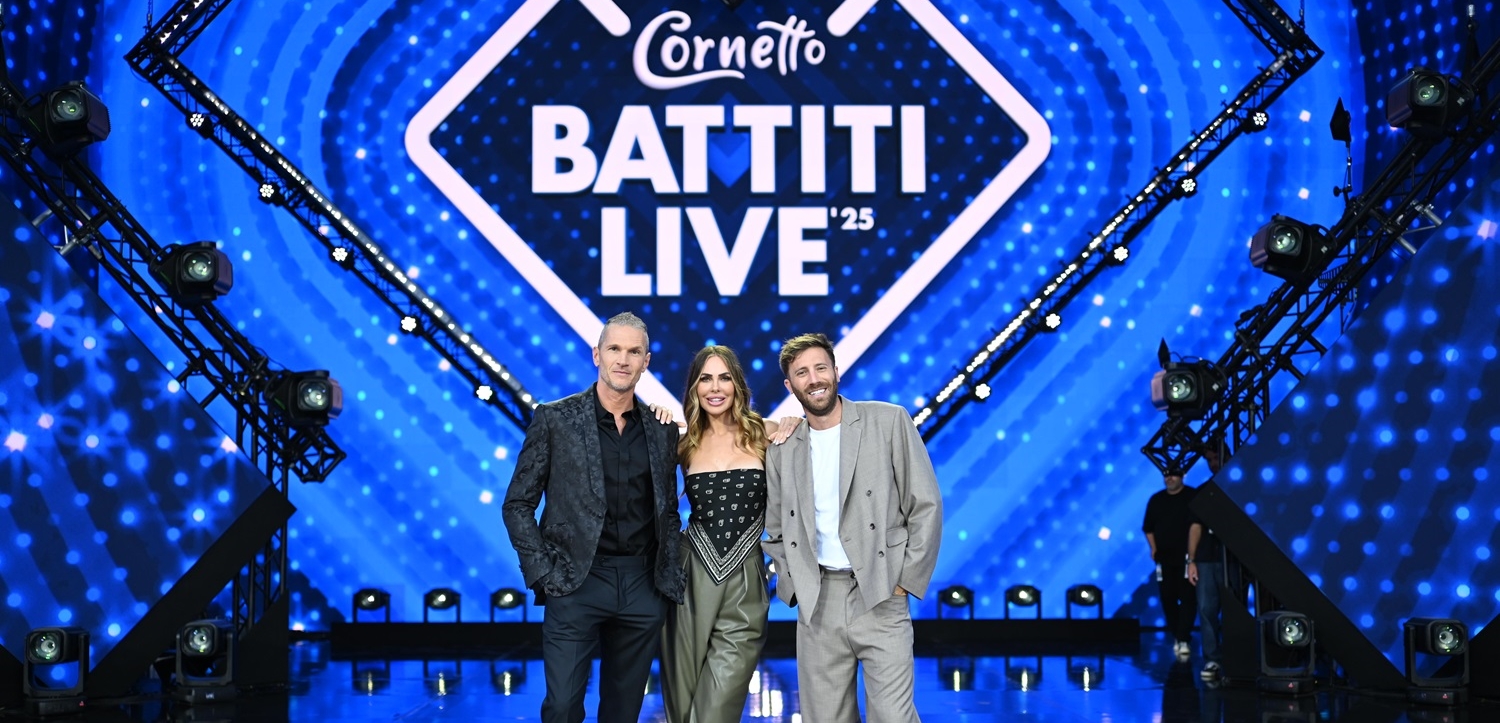 cornetto battiti live un trio a condurre il cast dei cantanti e gli allievi di amici