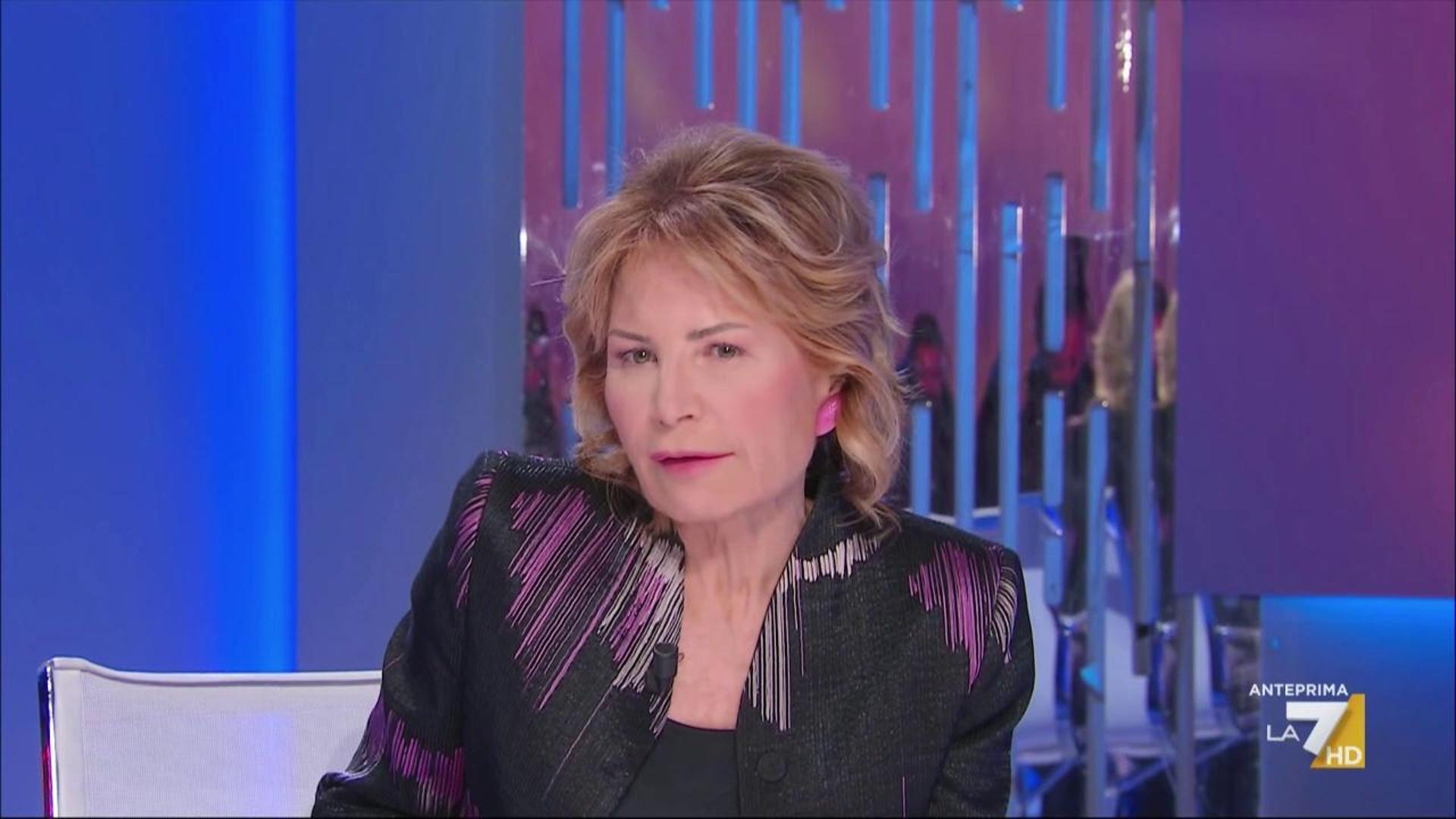 RIVOLTA GIORNALISTI LA7: “LE COSE VANNO BENE SOLO PER LE STAR E GLI AZIONISTI” RIVOLTA GIORNALISTI LA7: “LE COSE VANNO BENE SOLO PER LE STAR E GLI AZIONISTI”