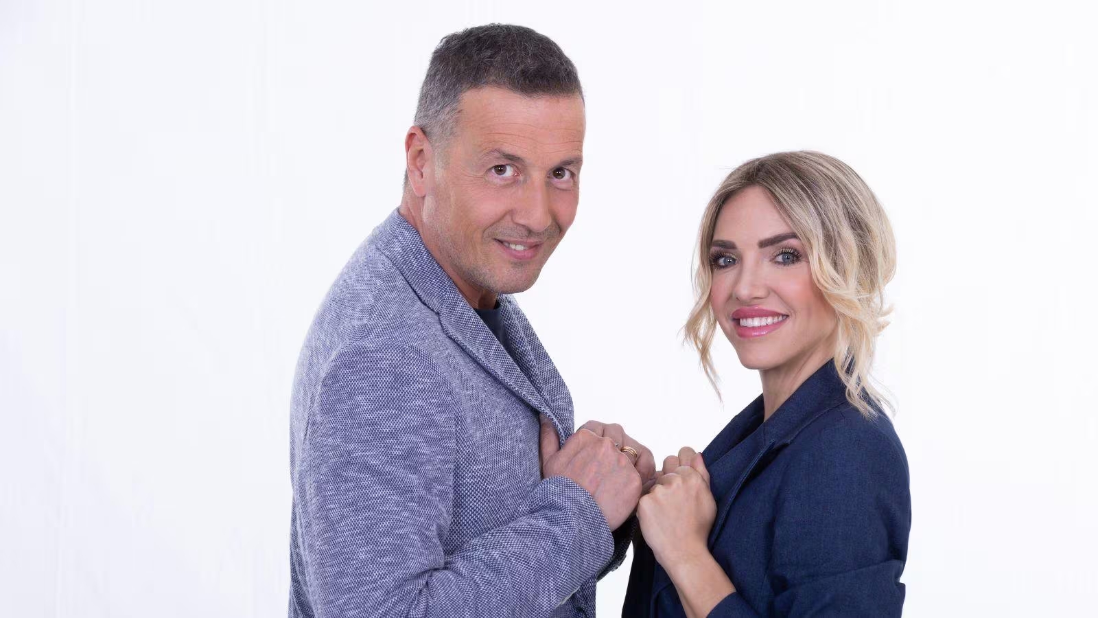 BOOM DI ASCOLTI PER UNOMATTINA ESTATE: REY E GRECO DOMINANO IL MATTINO ESTIVO DI RAI1 BOOM DI ASCOLTI PER UNOMATTINA ESTATE: REY E GRECO DOMINANO IL MATTINO ESTIVO DI RAI1