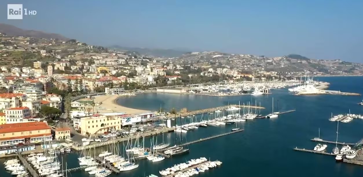 RAI1: SANREMO ESTATE È LA GRANDE NOVITÀ DEL NUOVO ACCORDO? IL RETROSCENA RAI1: SANREMO ESTATE È LA GRANDE NOVITÀ DEL NUOVO ACCORDO? IL RETROSCENA