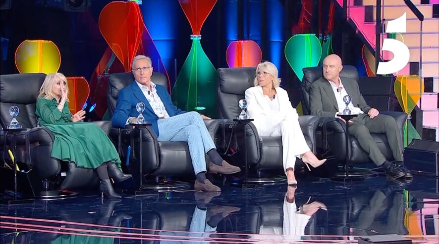 TU SI QUE VALES: LA QUARTA PUNTATA TRA LIP SYNC BATTLE E SPETTACOLARI ESIBIZIONI TU SI QUE VALES: LA QUARTA PUNTATA TRA LIP SYNC BATTLE E SPETTACOLARI ESIBIZIONI