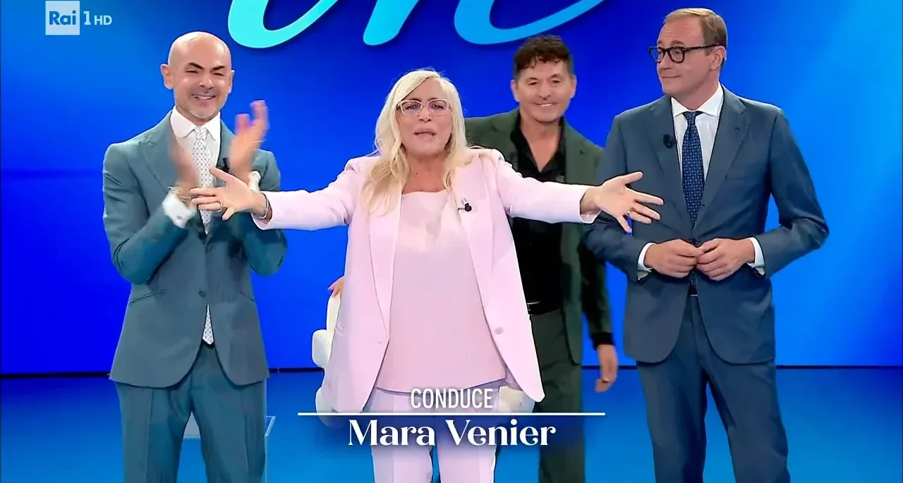 DOMENICA IN: MARA VENIER RITROVA DUE AMICHE ICONICHE, POI BALLANDO E LA SCALA DOMENICA IN: MARA VENIER RITROVA DUE AMICHE ICONICHE, POI BALLANDO E LA SCALA