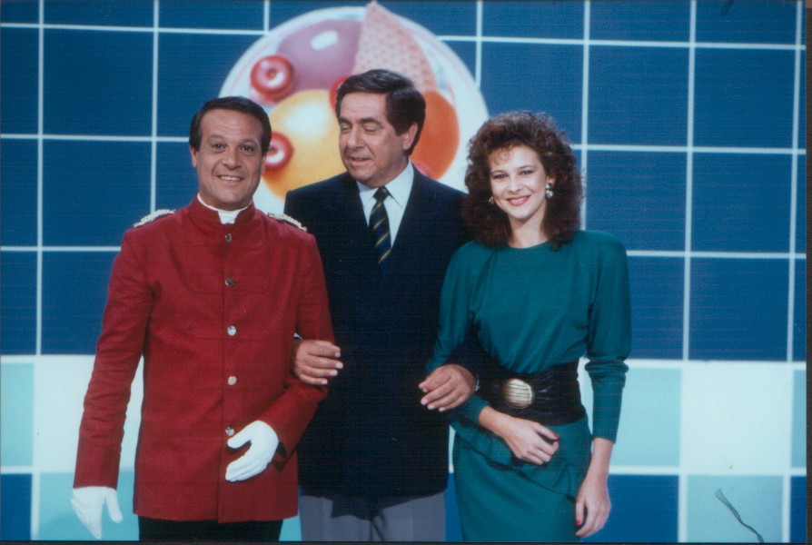 AMARCORD TV: IL PRANZO È SERVITO. NASCE L’AUDITEL E SVELA CHI VINCE TRA RAI1 E CANALE5