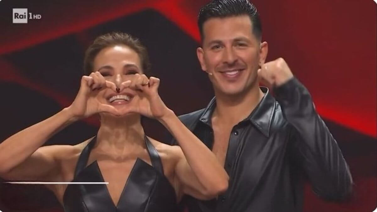 ballando e quella curva che certifica il sorpasso su canale 5 nel blocco d8217urso