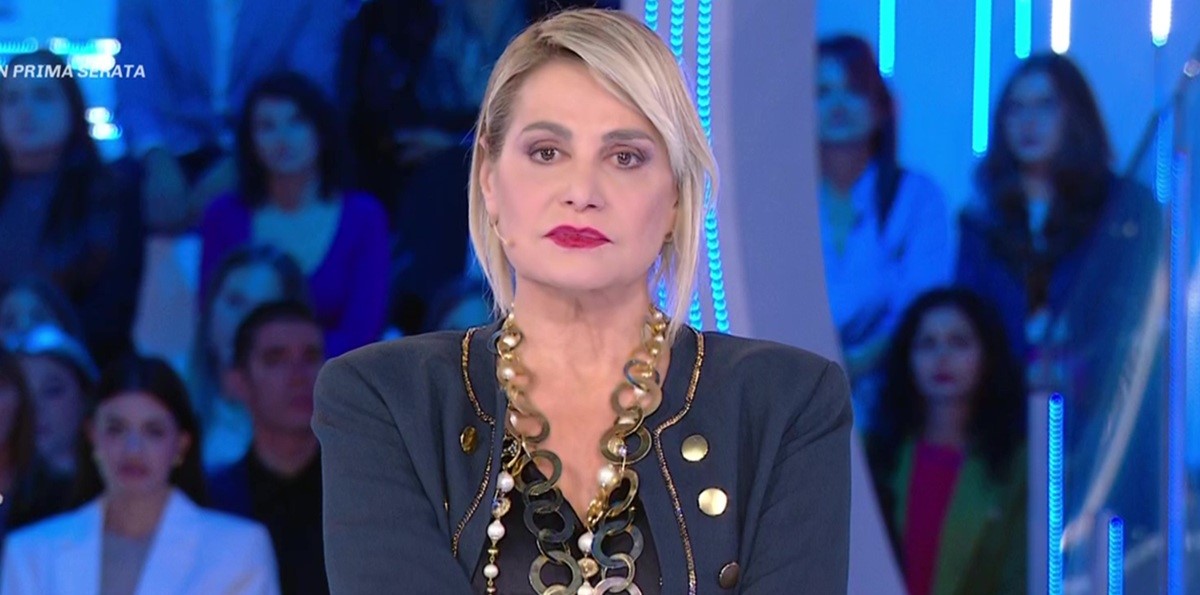 GRANDE FRATELLO: SIMONA VENTURA RADDOPPIA E LA CASA SI SPACCA PER LE TENSIONI