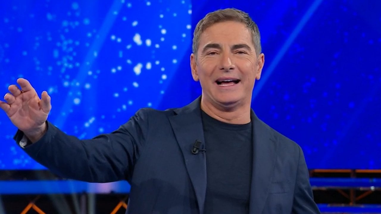 RAI1 E UN NUOVO PEOPLE SHOW CON MARCO LIORNI: “IL PROGRAMMA È PIACIUTO” RAI1 E UN NUOVO PEOPLE SHOW CON MARCO LIORNI: “IL PROGRAMMA È PIACIUTO”