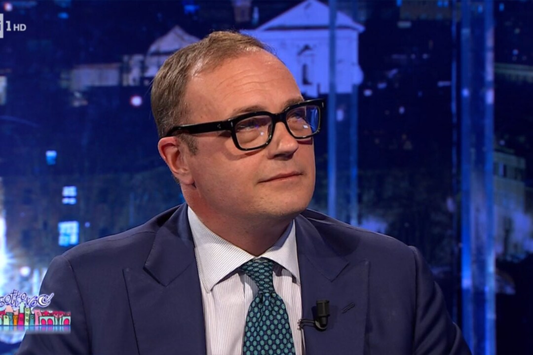 due di picche su rai2 la striscia di cerno trasloca dopo la rivolta del tg2 da Bubinoblog due di picche su rai2 la striscia di cerno trasloca dopo la rivolta del tg2