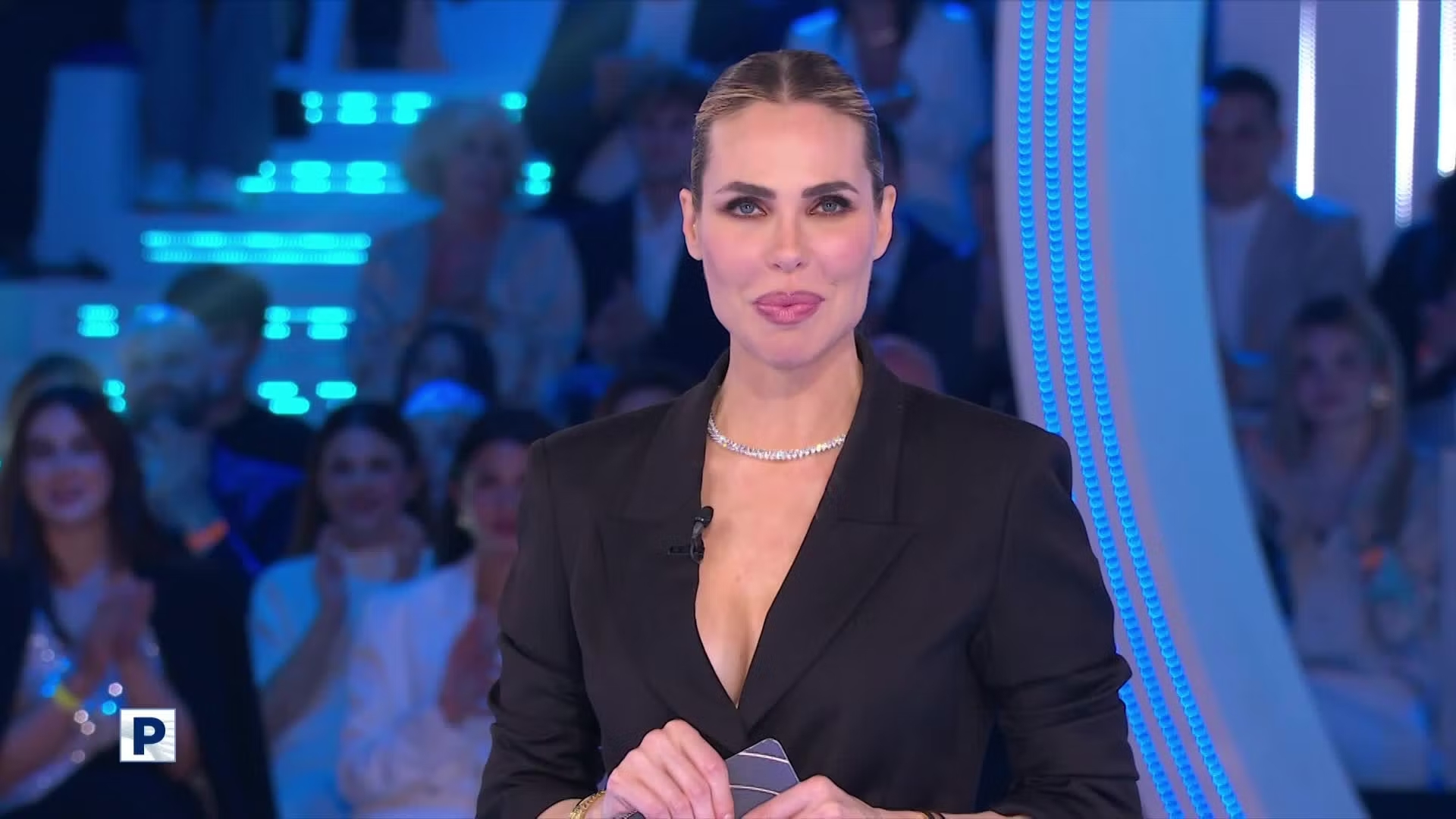 canale 5 blinda il gfvip di ilary blasi e si prepara al trittico di reality 2026 2027 da Bubinoblog canale 5 blinda il gfvip di ilary blasi e si prepara al trittico di reality 2026 2027