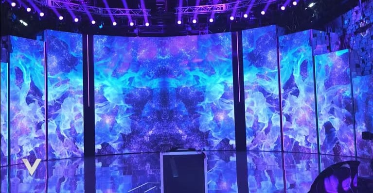 dive il nuovo show dell8217autunno di canale 5 con 5 miti musicali da Bubinoblog dive il nuovo show dell8217autunno di canale 5 con 5 miti musicali